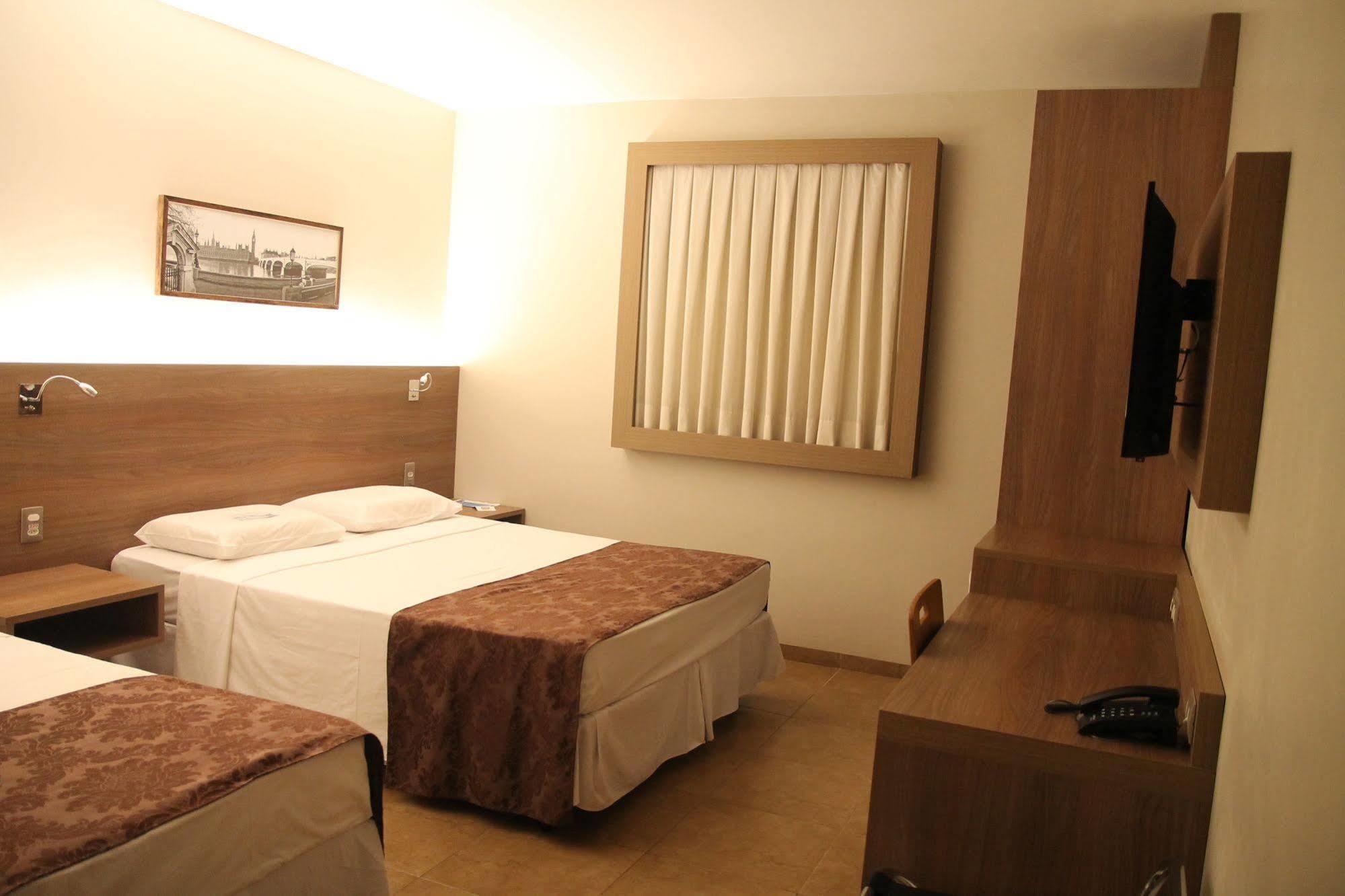 Orion Hotel Itumbiara Exteriör bild